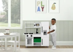 Kitchens*Delta Children Deluxe Modern Kitchen