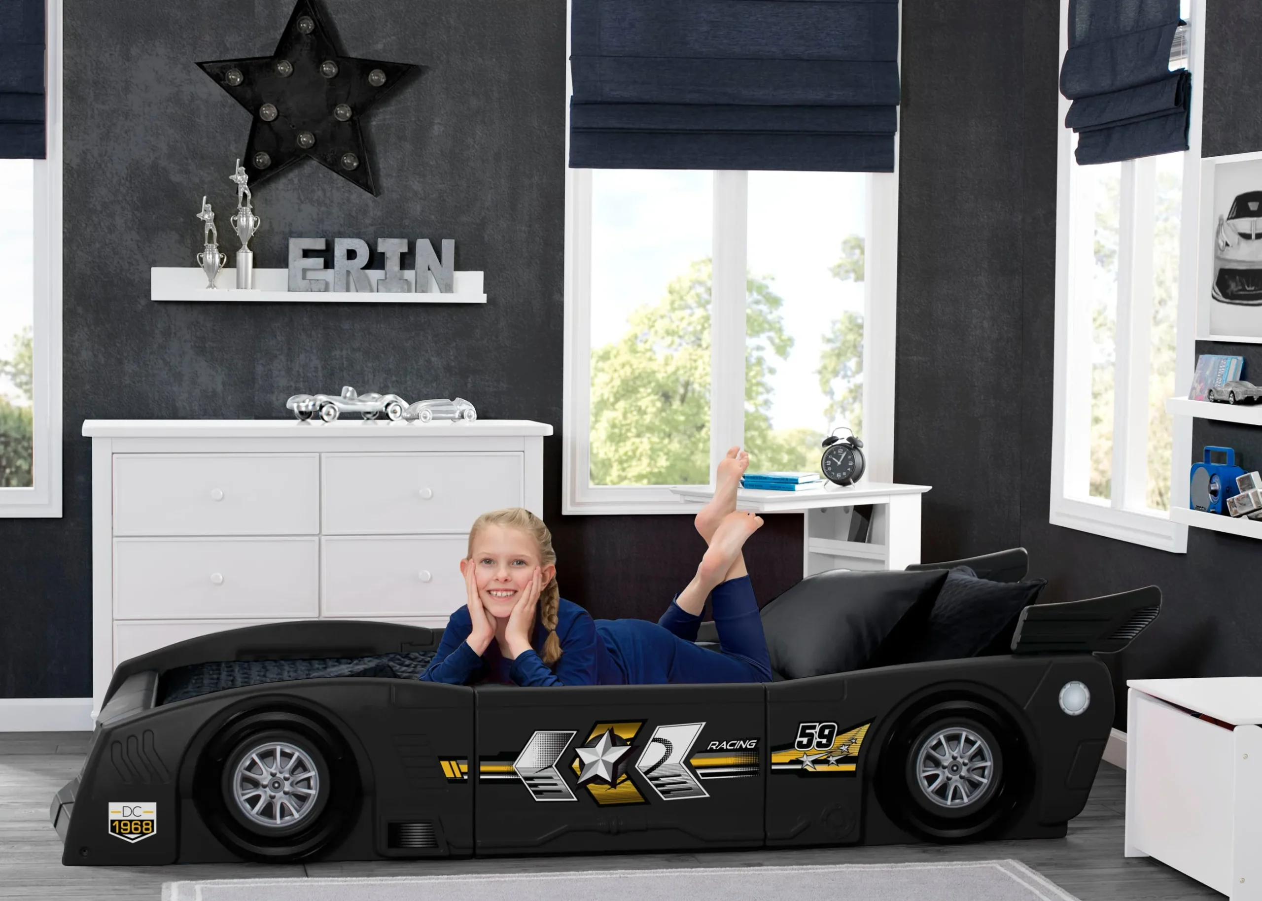 Twin Beds|Toddler Beds*Delta Children Grand Prix Race Car Toddler-to-Twin Bed