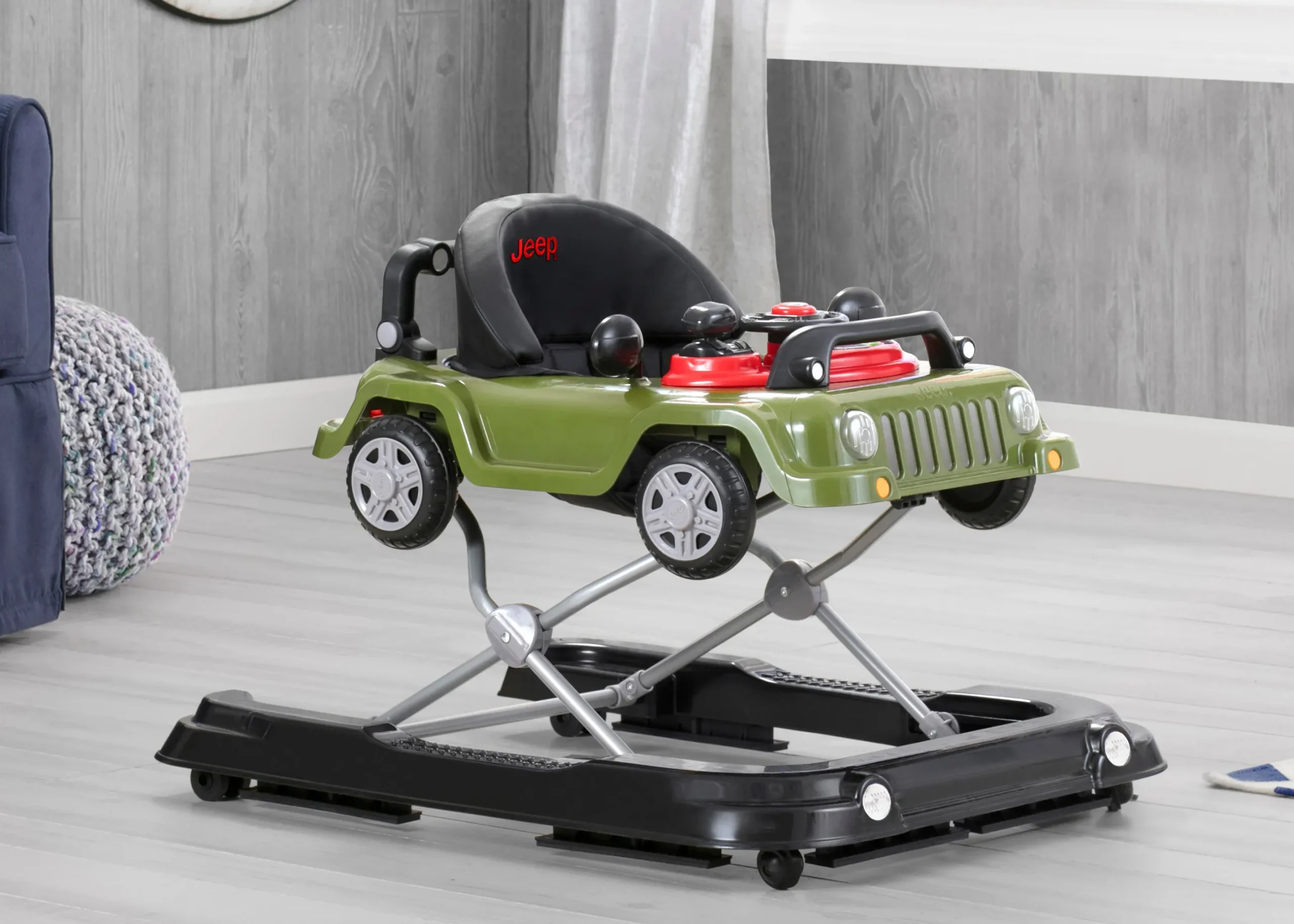 Walkers*Jeep ® Classic Wrangler 3-in-1 Grow With Me Walker